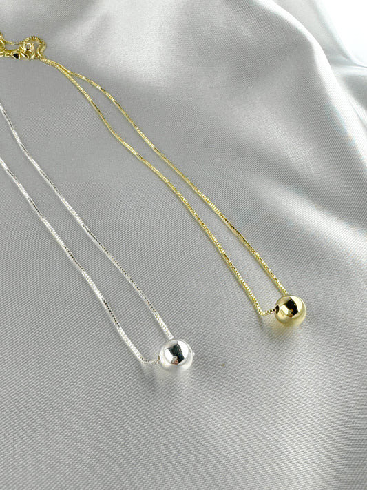 Collar Esfera Dorado